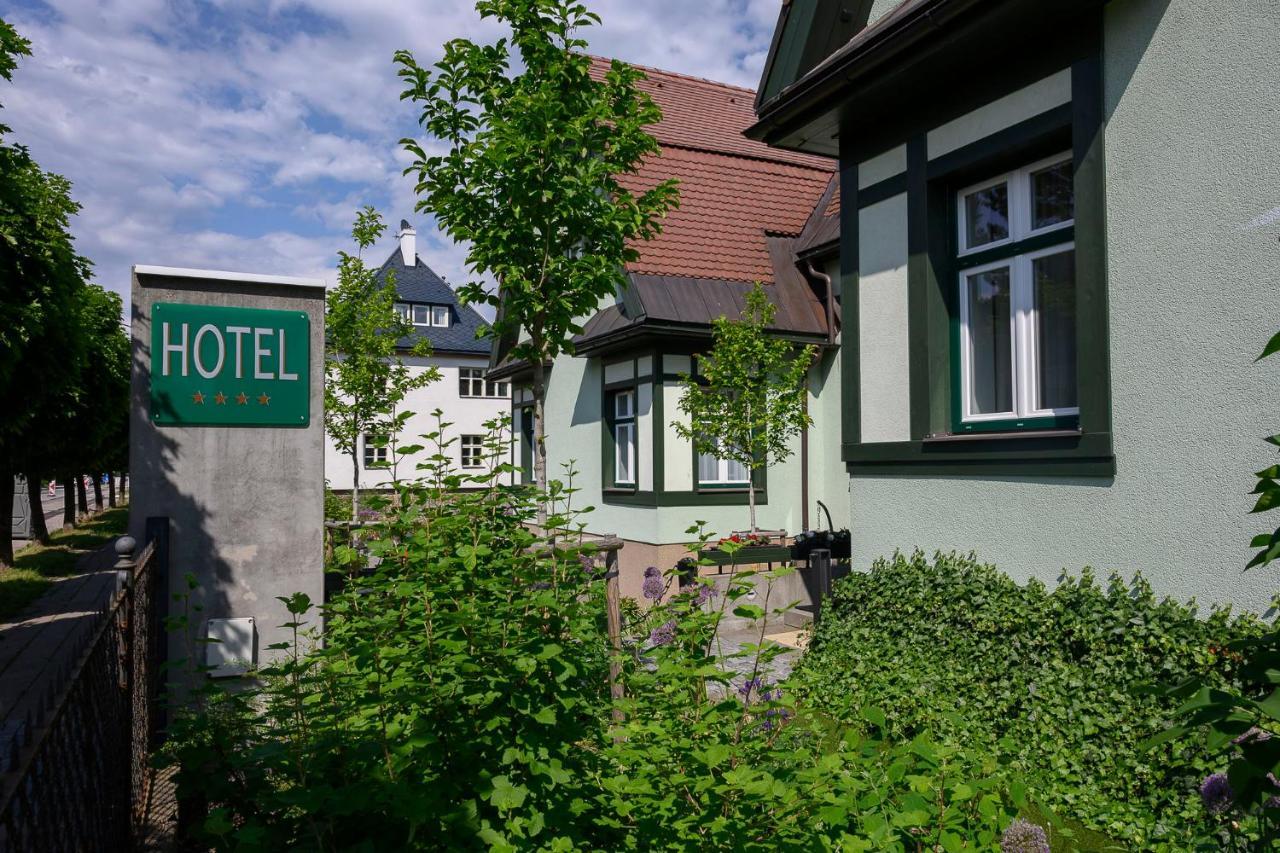 Hotel Zelena Marina Vrchlabi Luaran gambar